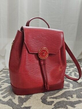 EUC Valentino Womans 90s Vintage Epi Bucket Bag Backpack in Iconic Red A+